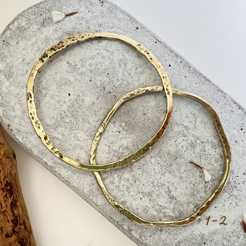 Due bracciali 1-2