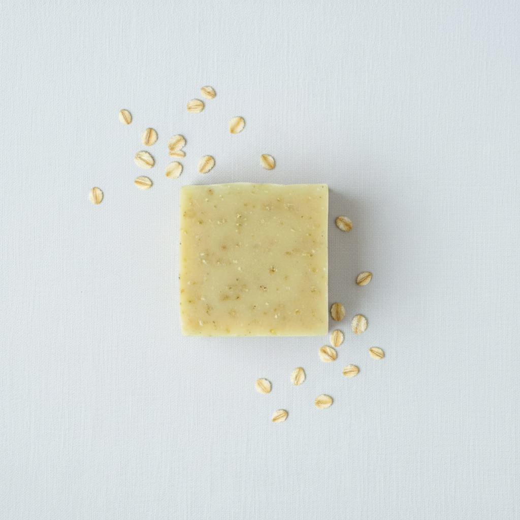 Sapone avena flat lay sfondo texture lino
